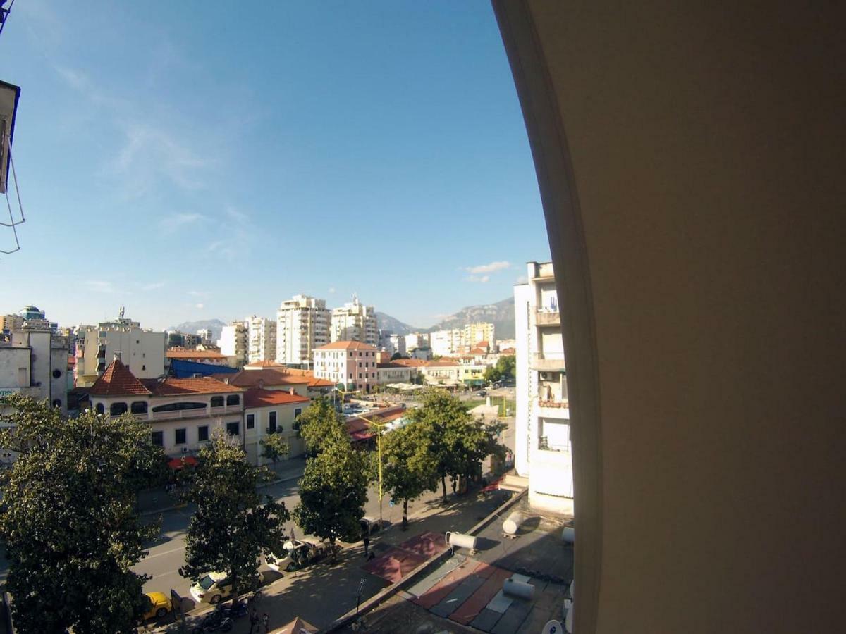 "Tata'S Home"! Tirana Kültér fotó