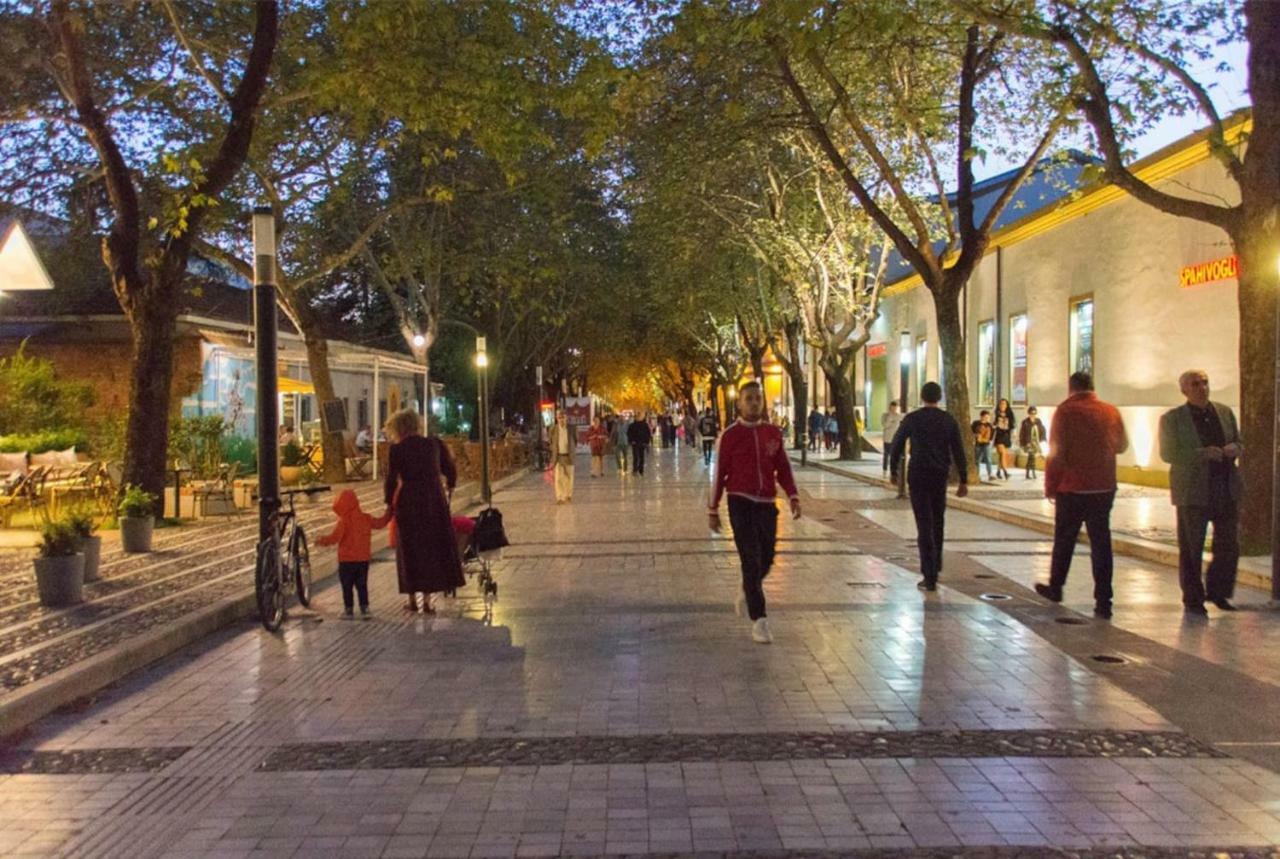"Tata'S Home"! Tirana Kültér fotó
